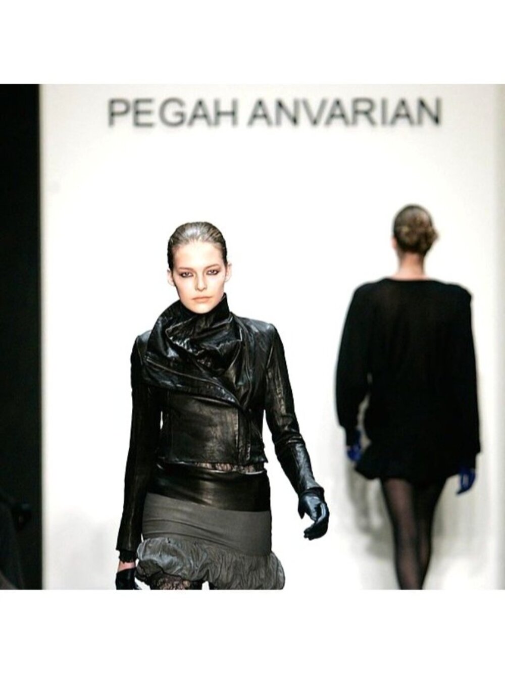 Vintage Pegah Anvarian Black Lambskin Leather Cropped Bolero Moto Jacket XS Rare - Picture 3 of 16